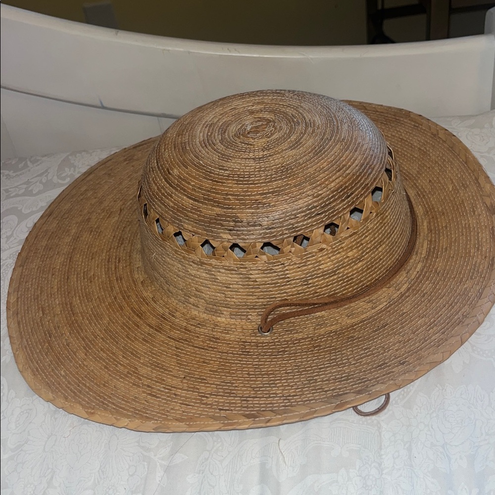 Tula Natural Tan Wide-Brim Straw Sun Hat with Vent Detail - Picture 4 of 7